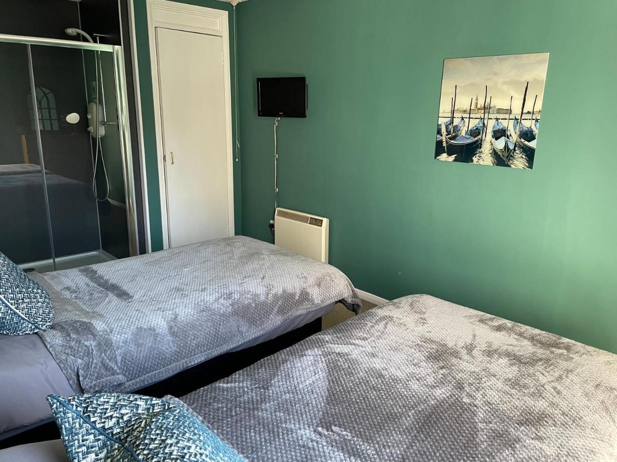 The Number Eleven Apartment Kilmuir  Ngoại thất bức ảnh