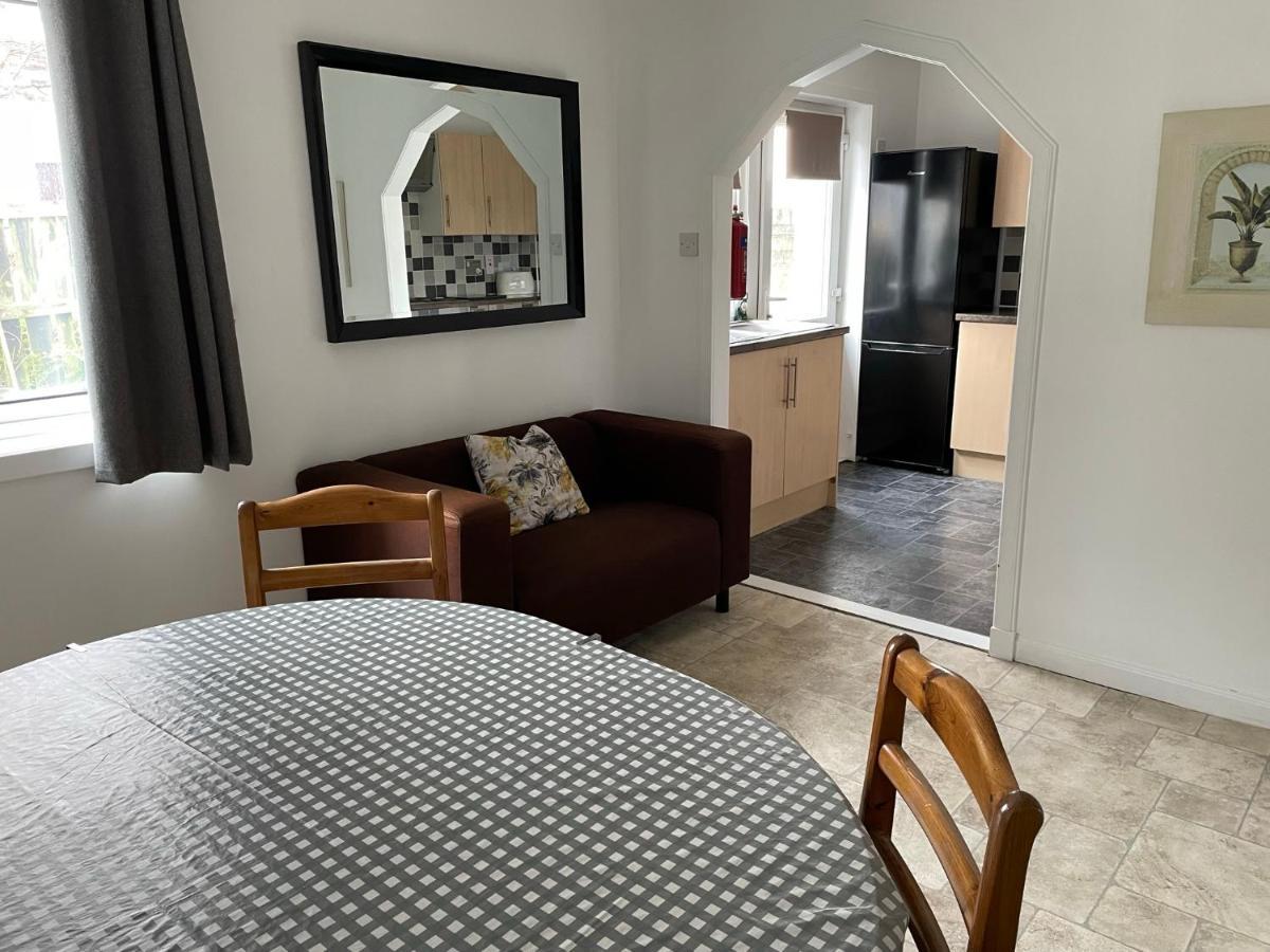 The Number Eleven Apartment Kilmuir  Ngoại thất bức ảnh
